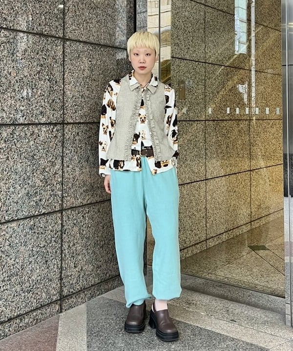 あさひさんの「BEAMS WOMEN｜スタッズ ベルト」を使ったコーディネート