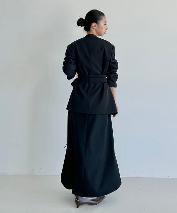 佐藤 美樹さんの「BEAMS WOMEN｜ドライカルゼ ベルテッド ジャケット」を使ったコーディネート