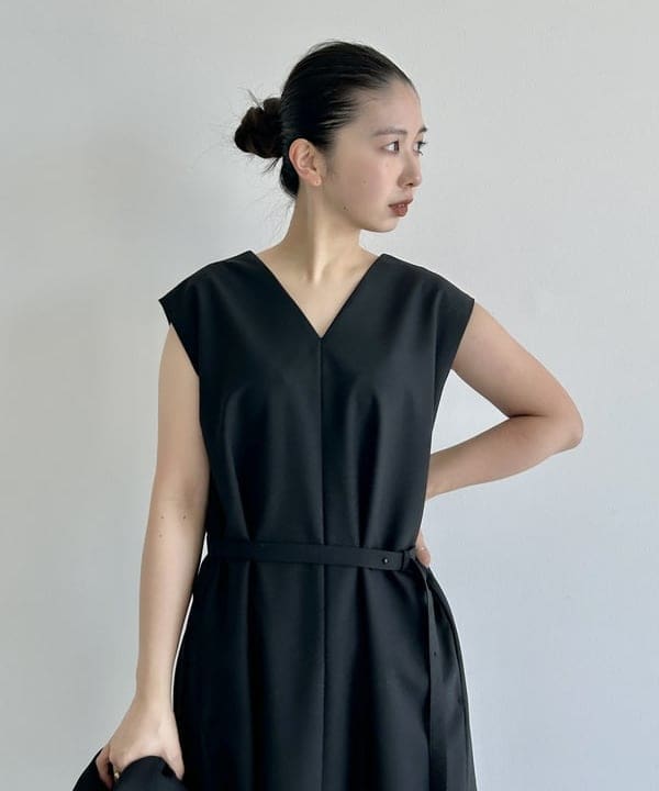 佐藤 美樹さんの「BEAMS WOMEN｜ドライカルゼ ベルテッド ジャケット」を使ったコーディネート