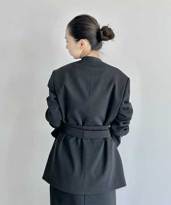 佐藤 美樹さんの「BEAMS WOMEN｜ドライカルゼ ベルテッド ジャケット」を使ったコーディネート