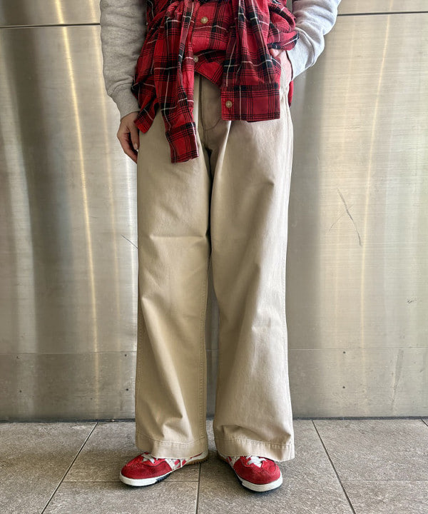 みりさんの「【別注】HEAR MY NAME &times; maturely / ニュアンス チノ」を使ったコーディネート