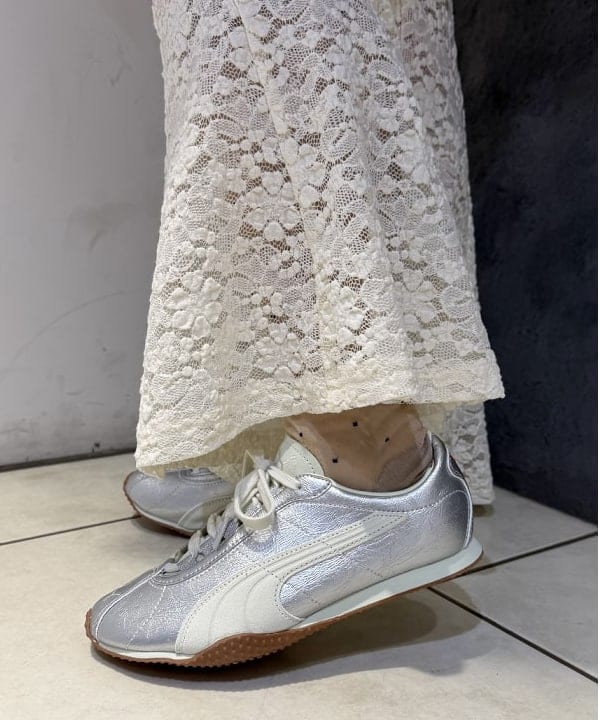 庭野 優紀さんの「BEAMS WOMEN｜レース シアー フレア パンツ」を使ったコーディネート