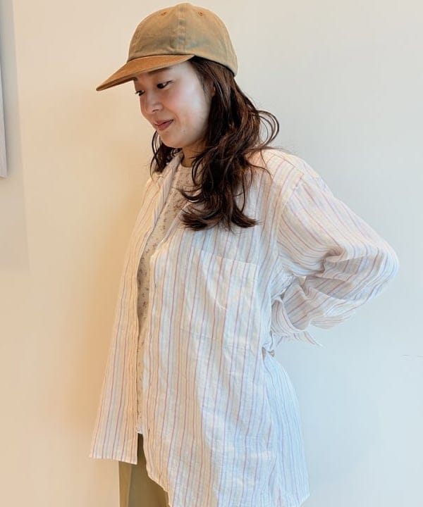 ナガオカ サキさんの「BEAMS WOMEN｜【別注】Winner Caps / スエード &times; ツイル キャップ」を使ったコーディネート