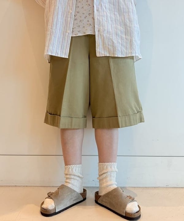 ナガオカ サキさんの「BEAMS WOMEN｜【別注】Winner Caps / スエード &times; ツイル キャップ」を使ったコーディネート