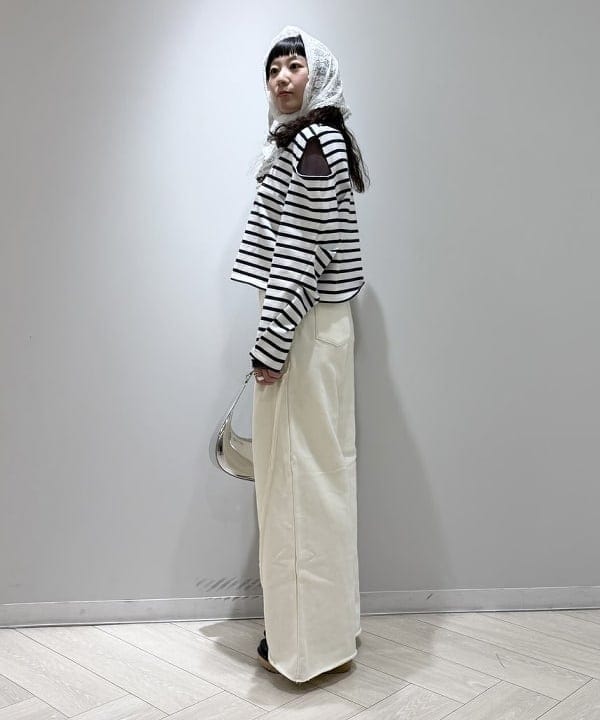 庭野 優紀さんの「BEAMS WOMEN｜maturely / ボーダー オープン ショルダー ロングスリーブ カットソー」を使ったコーディネート