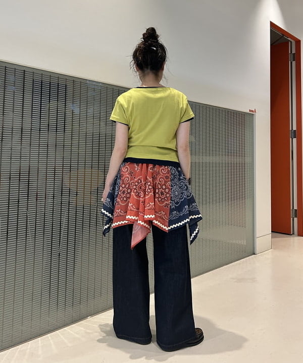 清水 彩乃さんの「BEAMS WOMEN｜ワイド デニム パンツ」を使ったコーディネート