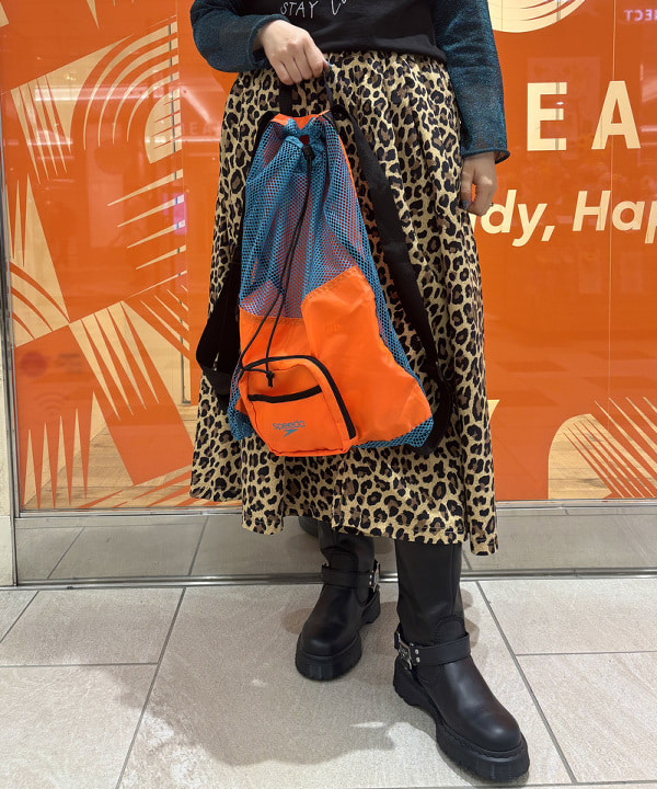 マツモト アカネさんの「BEAMS WOMEN｜【別注】PENNY / Print Vest」を使ったコーディネート