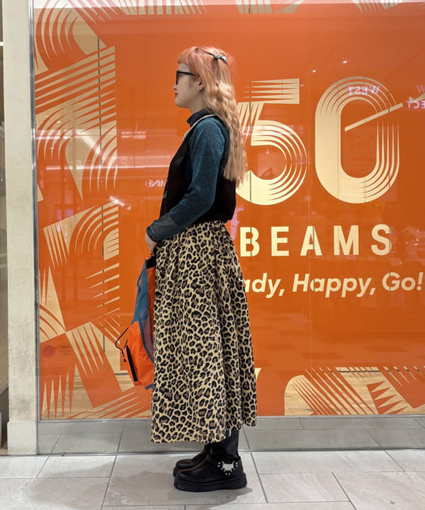 マツモト アカネさんの「BEAMS WOMEN｜【別注】PENNY / Print Vest」を使ったコーディネート