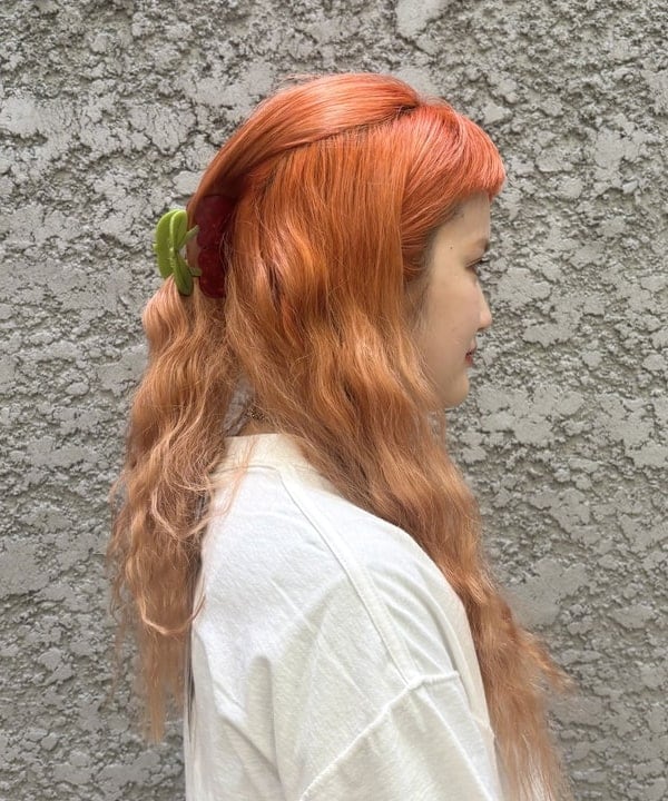 マツモト アカネさんの「BEAMS WOMEN｜レース シアー フレア パンツ」を使ったコーディネート