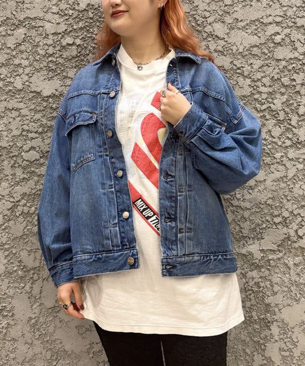 マツモト アカネさんの「BEAMS WOMEN｜レース シアー フレア パンツ」を使ったコーディネート