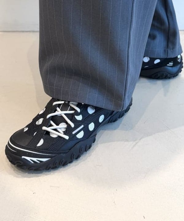 松本 佳菜子さんの「BEAMS WOMEN｜リボン チェーン バッグ」を使ったコーディネート