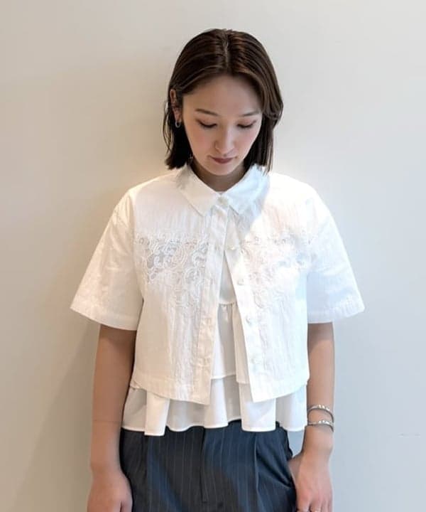 松本 佳菜子さんの「BEAMS WOMEN｜リボン チェーン バッグ」を使ったコーディネート