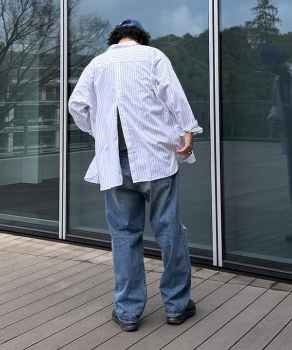 BAKU(東江 漠)さんの「BEAMS WOMEN｜バックボタンシャツ」を使ったコーディネート