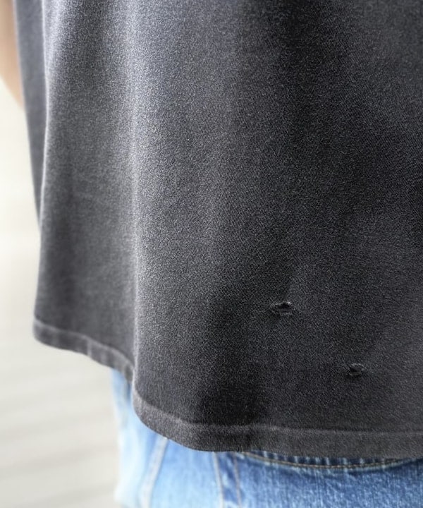 BAKU(東江 漠)さんの「BEAMS WOMEN｜バックボタンシャツ」を使ったコーディネート