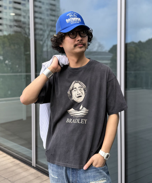 BAKU(東江 漠)さんの「BEAMS WOMEN｜バックボタンシャツ」を使ったコーディネート