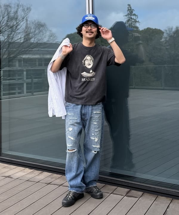 BAKU(東江 漠)さんの「BEAMS WOMEN｜バックボタンシャツ」を使ったコーディネート