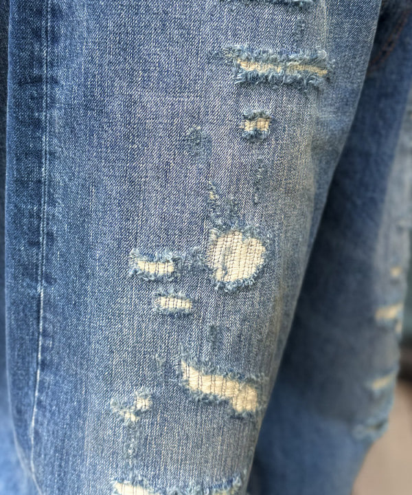 BAKU(東江 漠)さんの「BEAMS WOMEN｜バックボタンシャツ」を使ったコーディネート