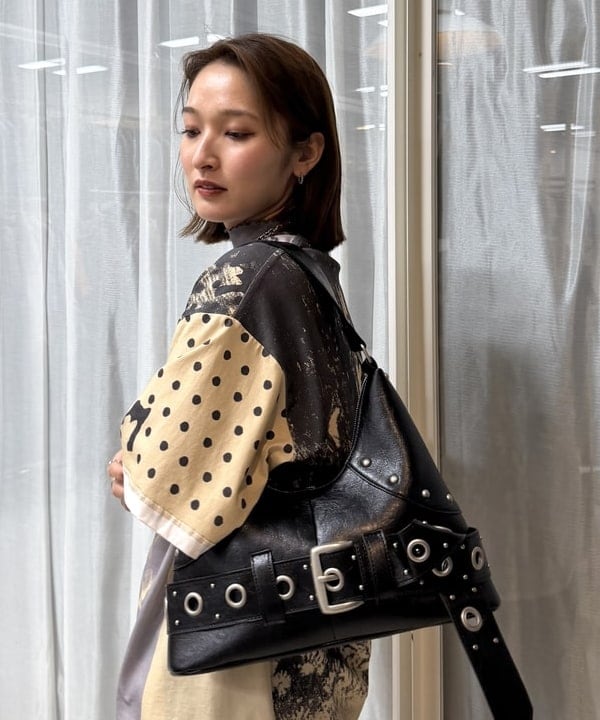 松本 佳菜子さんの「BEAMS WOMEN｜フェイクレザー フライト ジャケット」を使ったコーディネート