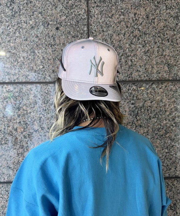 Ryohei Takataさんの「BEAMS WOMEN｜【別注】NEW ERA / 9FIFTY Refrective Cap」を使ったコーディネート