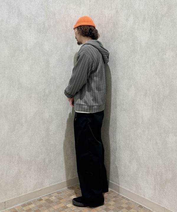 吉田 洸輝さんの「BEAMS WOMEN｜【別注】Gramicci / ワイド ツイルパンツ」を使ったコーディネート