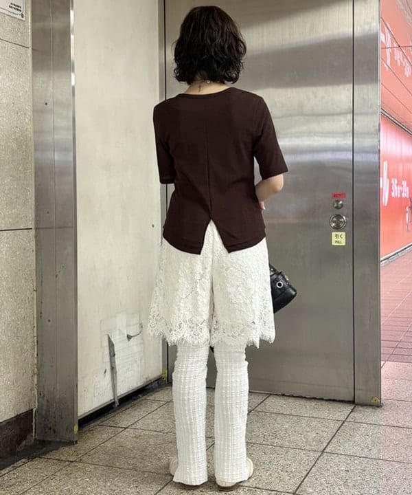 amaさんの「BEAMS WOMEN｜スタッズ ベルト バッグ」を使ったコーディネート