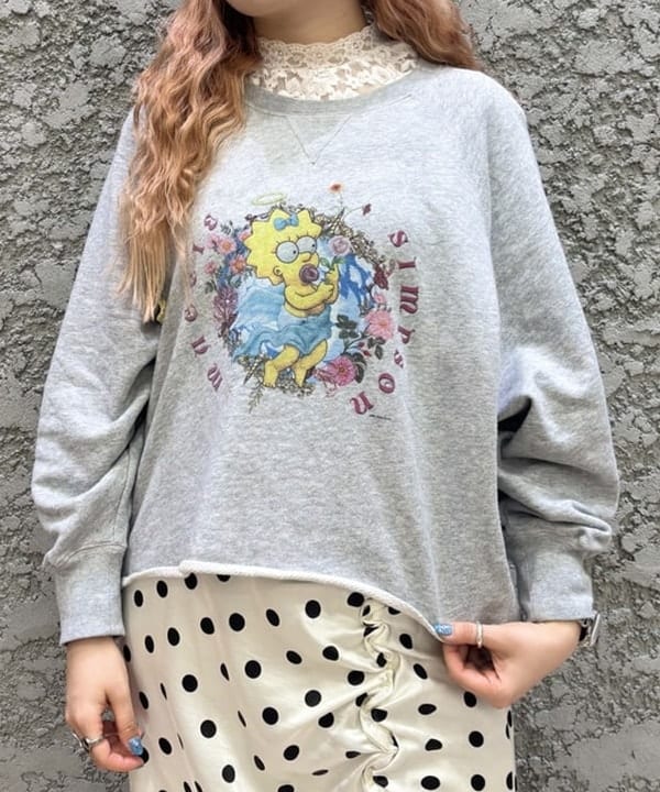 マツモト アカネさんの「BEAMS WOMEN｜ドット サテン フリル スカート」を使ったコーディネート