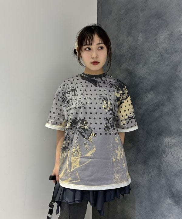 星野 真依さんの「BEAMS WOMEN｜CONTROL FREAK / DOWNY ショルダーバッグ」を使ったコーディネート