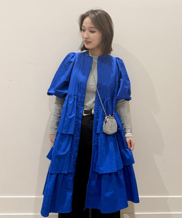 松本 佳菜子さんの「BEAMS WOMEN｜blicenscell / ビジュー バッグ」を使ったコーディネート