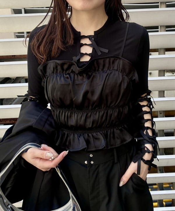 カタヤマ アヤさんの「BEAMS WOMEN｜ハーフ レイヤード パンツ」を使ったコーディネート