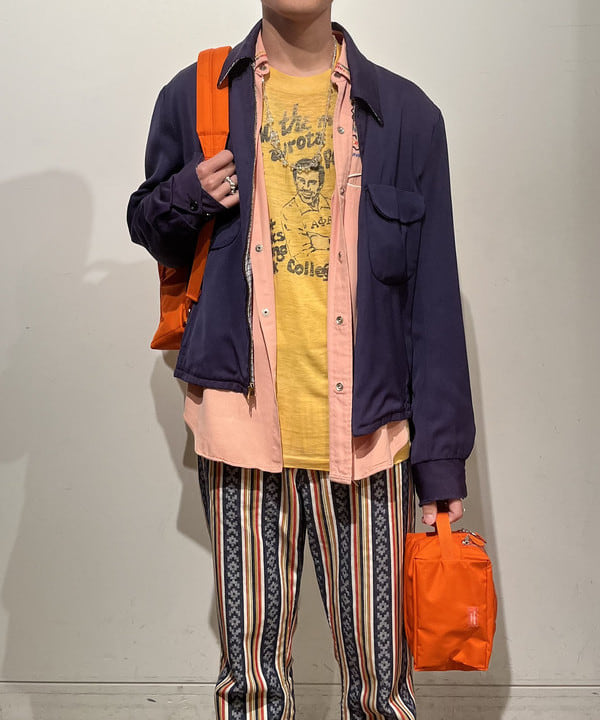 BANさんの「BEAMS WOMEN｜【別注】STANDARD SUPPLY / スクエアチャームポーチ "BEAMS ORANGE"」を使ったコーディネート
