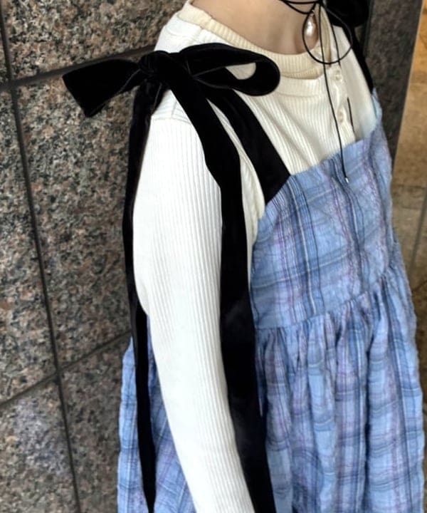 森本 理絵さんの「BEAMS WOMEN｜RIB レイヤード カーディガン」を使ったコーディネート