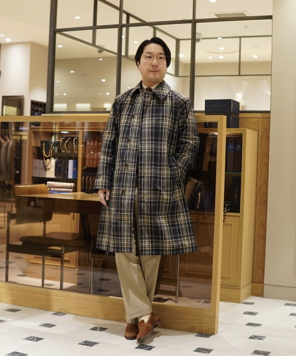 OLMETEX 尼龍格紋單排扣拉格蘭袖バルカラー風衣