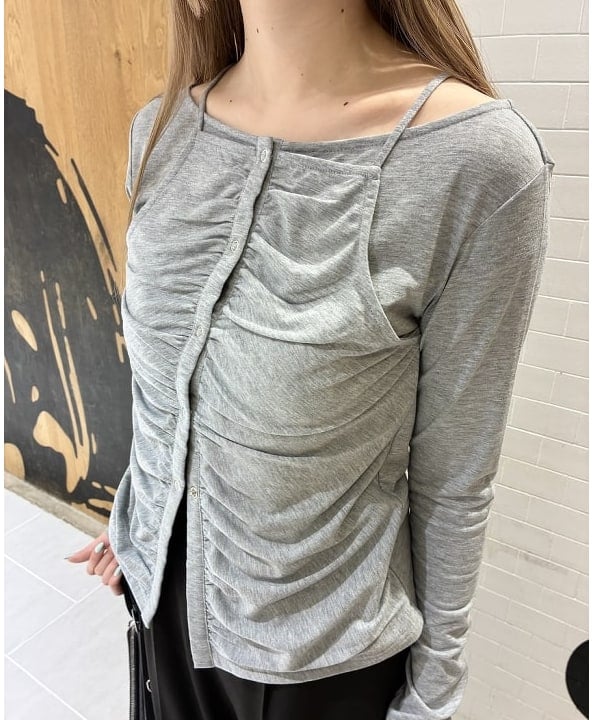 江口 息吹さんの「BEAMS WOMEN｜ワイド ショルダー バッグ」を使ったコーディネート