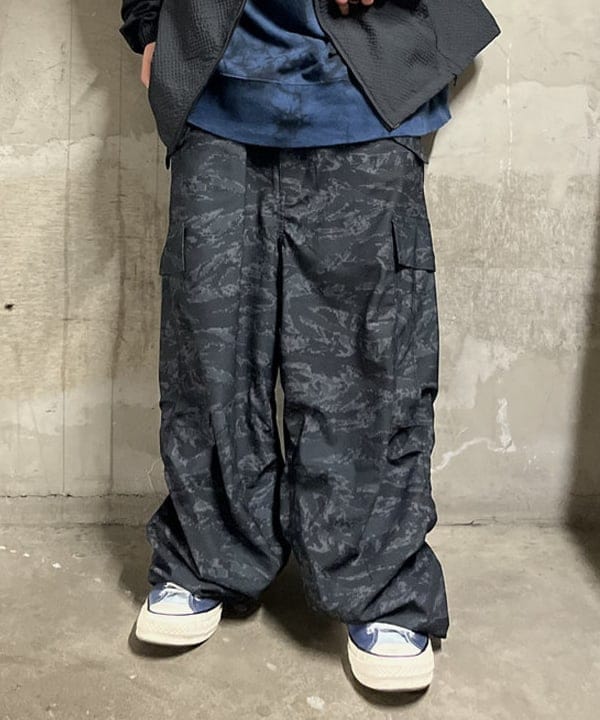 菊田 悠さんの「BEAMS WOMEN｜WILD THINGS / GECKO LIGHT PARKA」を使ったコーディネート