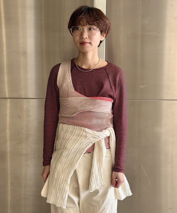 みりさんの「カット ジャカード ジップ シャツ」を使ったコーディネート