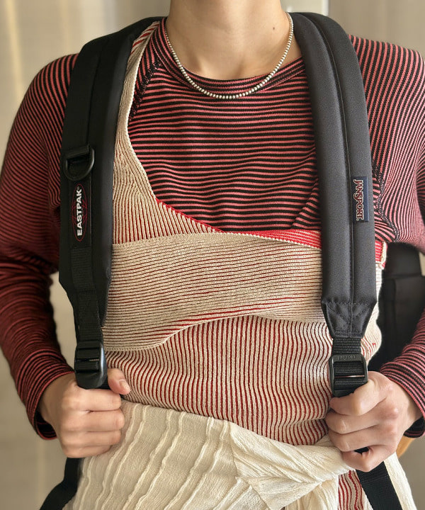 みりさんの「カット ジャカード ジップ シャツ」を使ったコーディネート