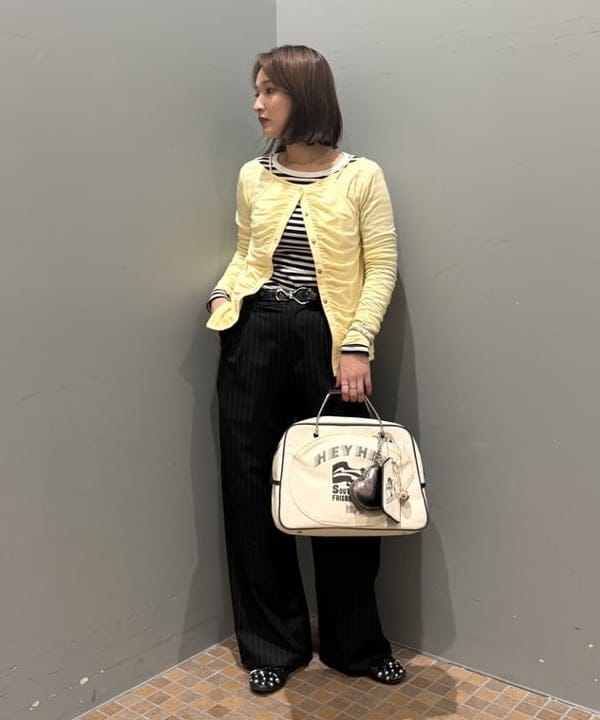 松本 佳菜子さんの「BEAMS WOMEN｜ハート ポーチ」を使ったコーディネート