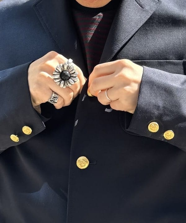 配島 孝明さんの「BEAMS WOMEN｜コンバット ウール 3ボタン ブレザー」を使ったコーディネート