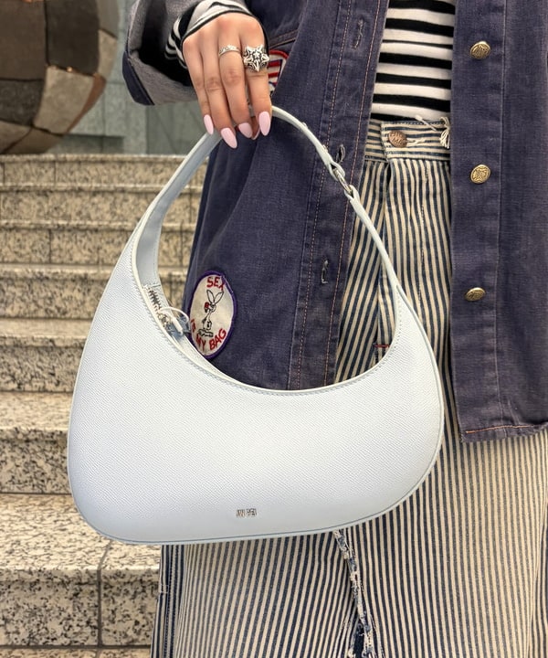 まゆちゃんさんの「BEAMS WOMEN｜【別注】BIGMAC / リペア スカート」を使ったコーディネート