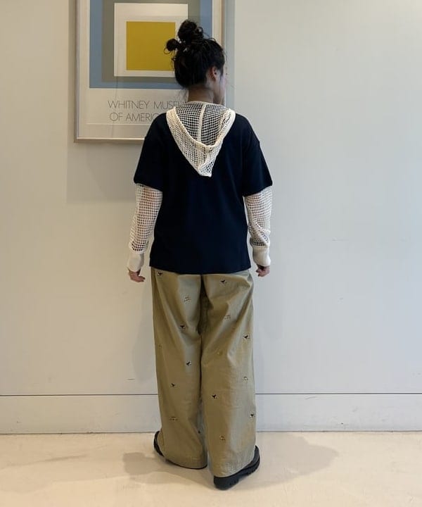 清水 彩乃さんの「BEAMS WOMEN｜【別注】Healthknit / ヘビー リブ ショートスリーブ Tシャツ」を使ったコーディネート