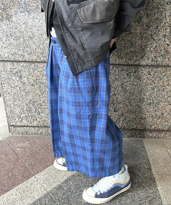 菊田 悠さんの「BEAMS WOMEN｜3ファブリック クレイジー M65 ジャケット【ワイドフィット】」を使ったコーディネート