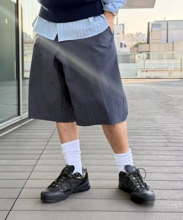 BAKU(東江 漠)さんの「BEAMS WOMEN｜【別注】LACOSTE / チルデン ニット ベスト」を使ったコーディネート