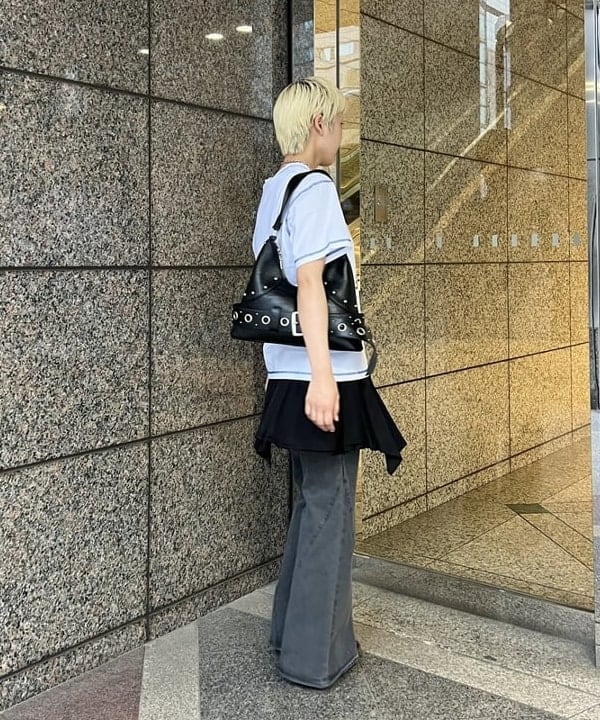 あさひさんの「BEAMS WOMEN｜スタッズ ベルト バッグ」を使ったコーディネート