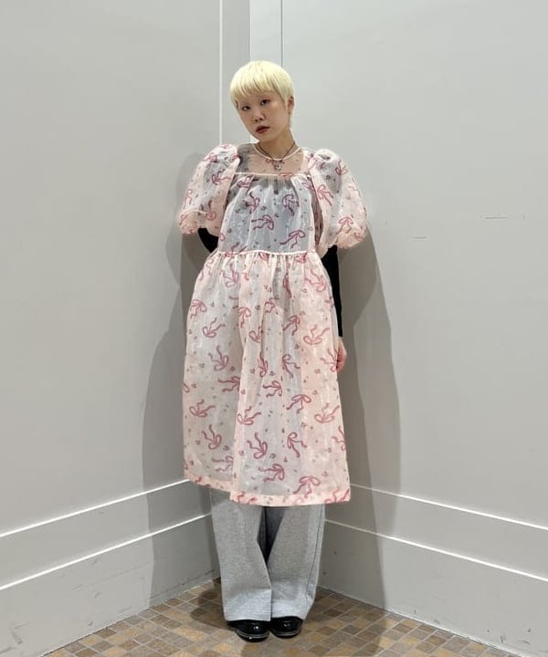 あさひさんの「BEAMS WOMEN｜フリルベルト セット スウェットパンツ」を使ったコーディネート