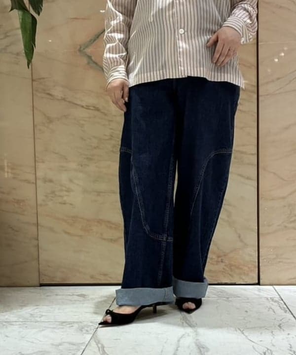 塚越 有紀さんの「BEAMS WOMEN｜CINOH / マット ナイロン フーディーブルゾン」を使ったコーディネート