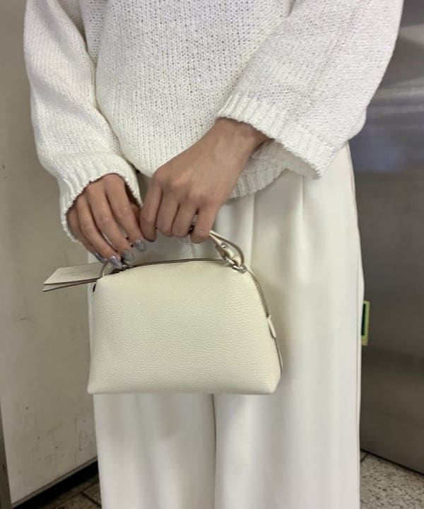 CHIHIROさんの「BEAMS WOMEN｜コットン ローゲージ ロングスリーブ プルオーバー」を使ったコーディネート