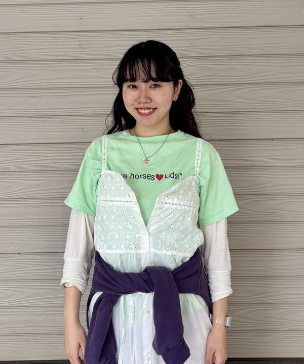 チナツさんの「BEAMS WOMEN｜カットワーク キャミワンピース」を使ったコーディネート