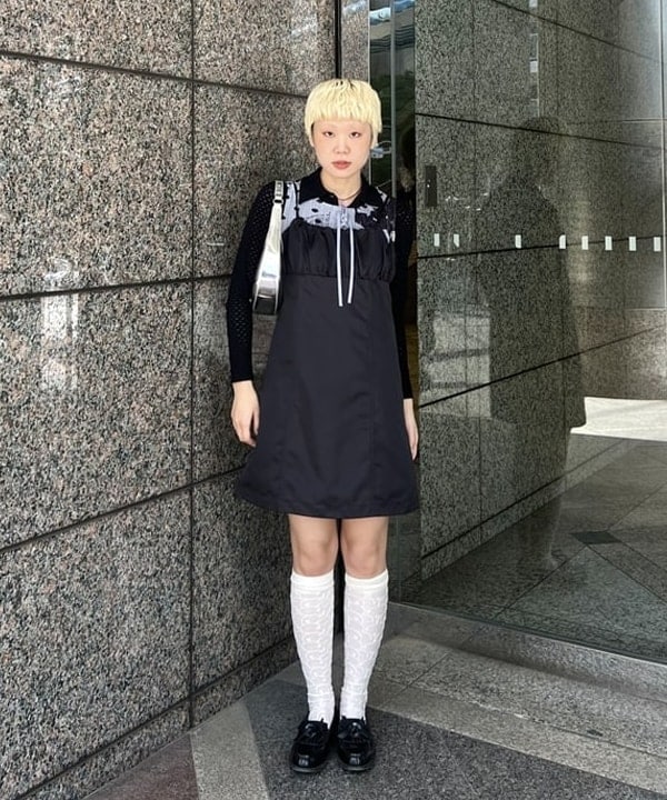 あさひさんの「BEAMS WOMEN｜JW PEI / Harlee shoulder bag SILVER」を使ったコーディネート