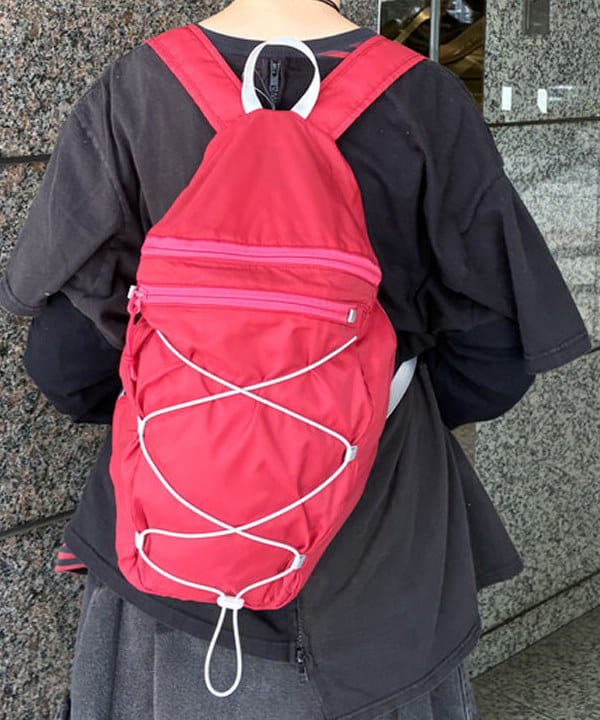 森本 理絵さんの「BEAMS WOMEN｜パッカブル バックパック」を使ったコーディネート