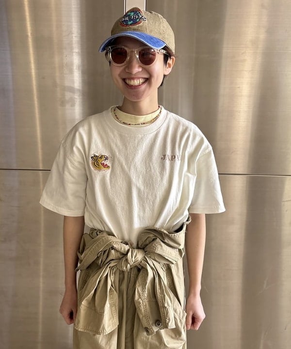 みりさんの「【別注】テーラー東洋 / 50th 50％ スカ Tシャツ」を使ったコーディネート